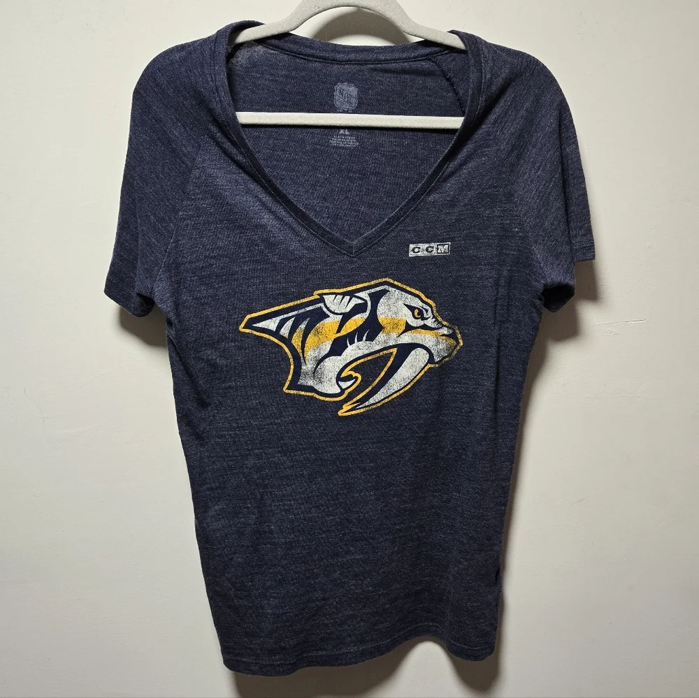 NHL CCM Nashville Predators T-Shirt Size XL Hockey